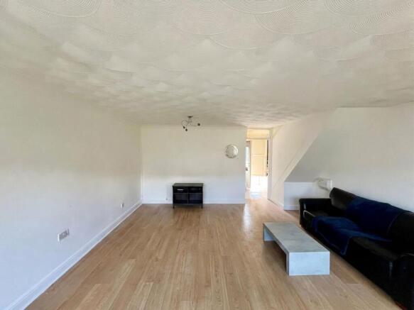 3 bed Semi-Detached for sale Image 5