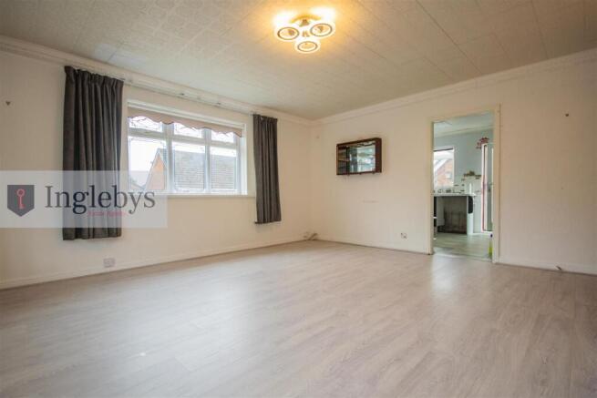 2 bed Detached Bungalow for sale Image 4