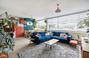 Flat 27, Grange Mansions, Kingston Road, Epsom KT17 2AD