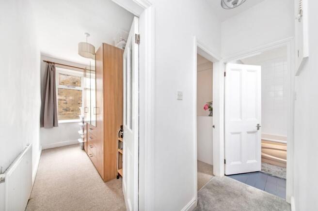 FIRST FLOOR LANDING