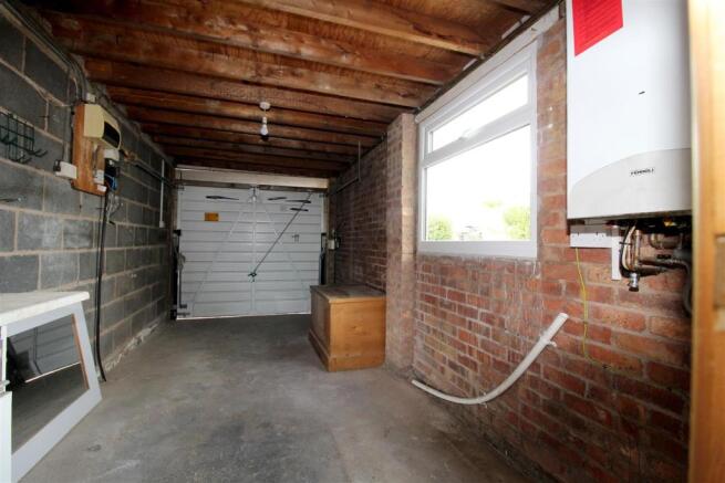 Garage.jpg