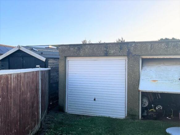 Garage.jpg