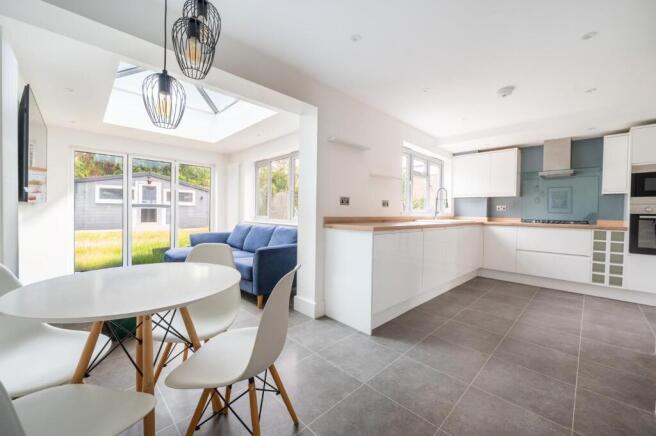 Kitchen/Dining Room