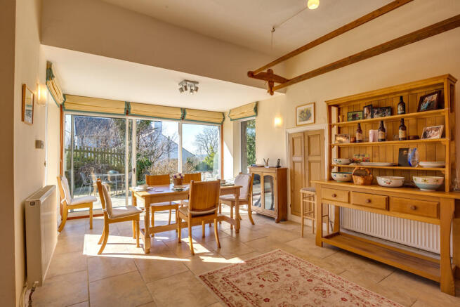 Breakfast Room