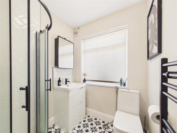 2 bed Terraced for sale Image 9