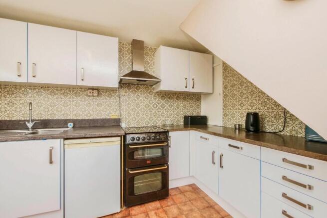 3 bed Semi-Detached for sale Image 7
