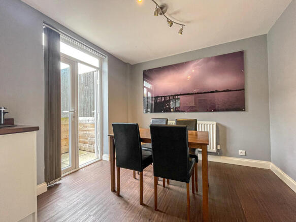 14 Marshall Close - Dining