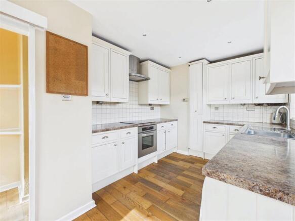 3 bed Detached Bungalow for sale Image 5