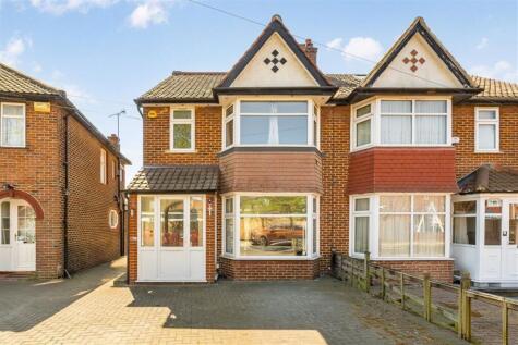 Cumbrian Gardens, Golders Green Estate