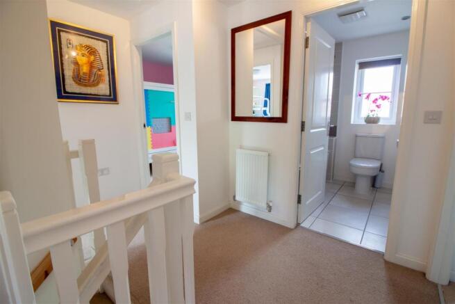 1ST FLOOR-LANDING