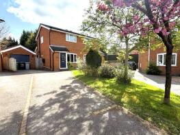33, Spencer Close, Stoke-on-trent ST7 2TA