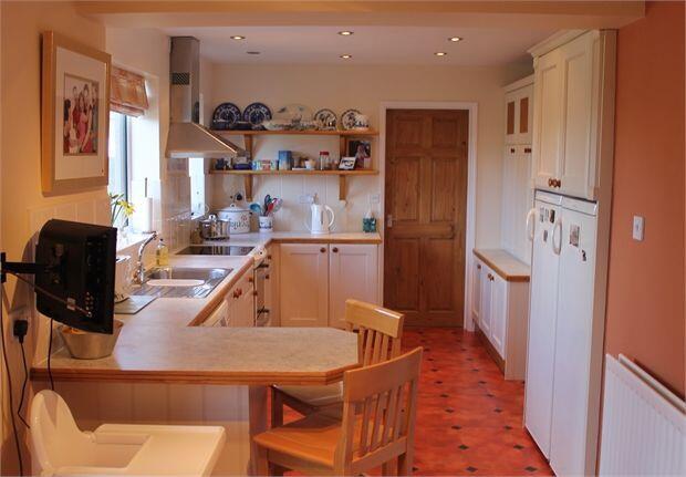 Breakfasting Kitchen