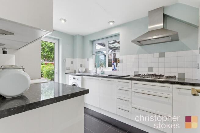 Perrysfield Road, Cheshunt,Hertfordshire, EN8 0TG photo 4