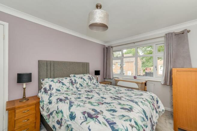 3 bed Semi-Detached for sale Image 9