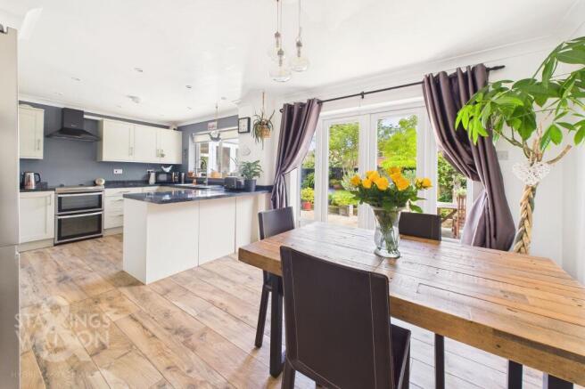 Elm Close, Loddon, Norwich photo 4