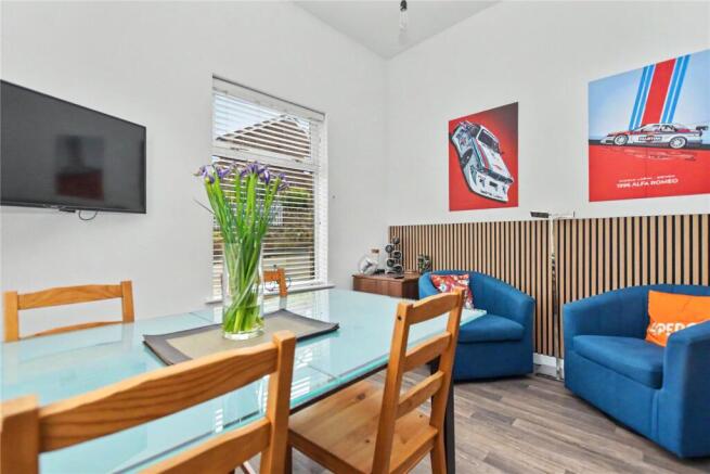 3 bed Terraced for sale Image 4