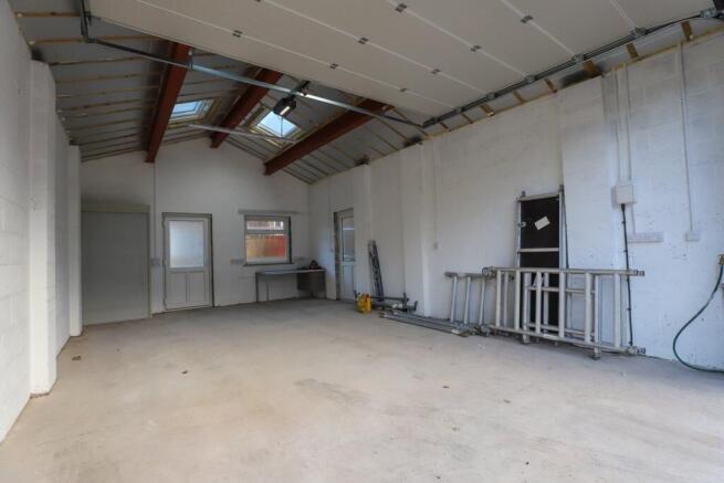 Detached Garage