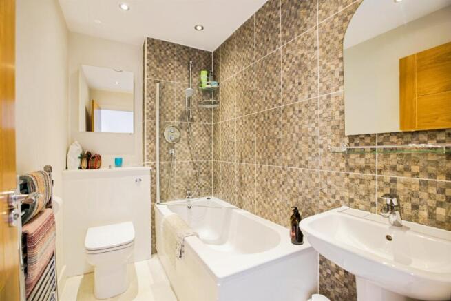 3 bed End of Terrace for sale Image 9