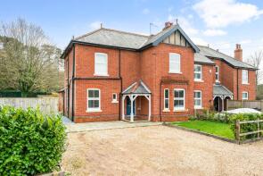 1, Waterworks Cottages, Wickham Road, Swanmore SO32 2QF