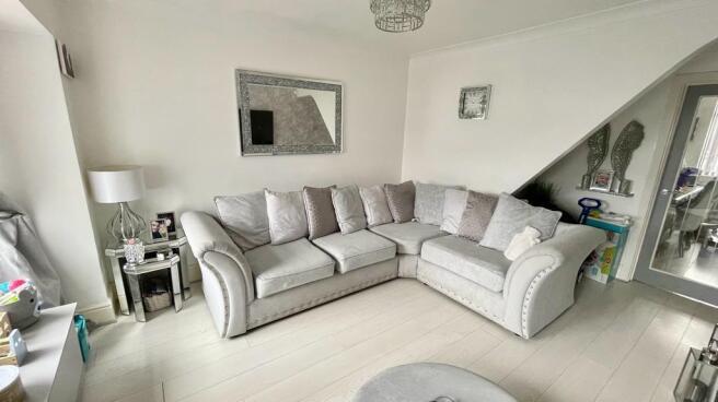Beautifully presented 2 bed terraced house, CV6
