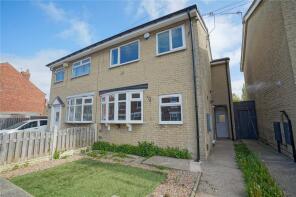 114, Middle Lane, Clifton, Rotherham S65 2TE