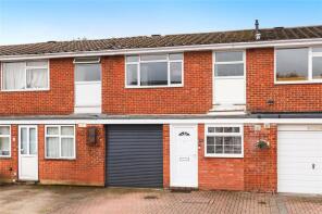4, Montague Close, Walton-on-thames KT12 2NF