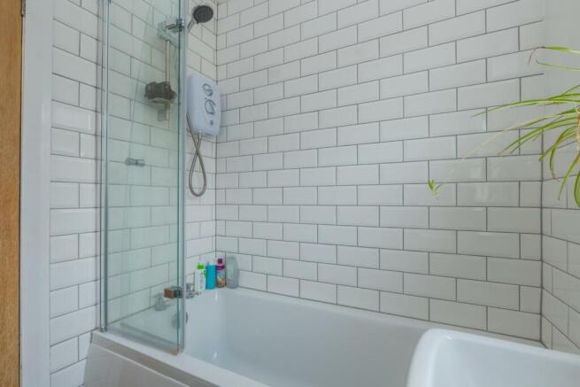 BATHROOM-2.jpg