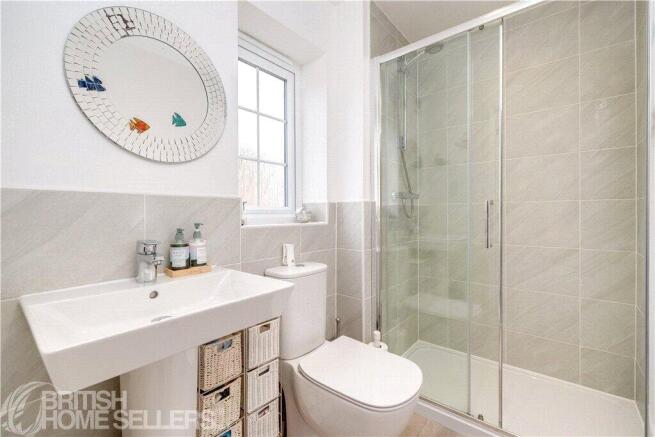 4 bed Detached for sale Image 12