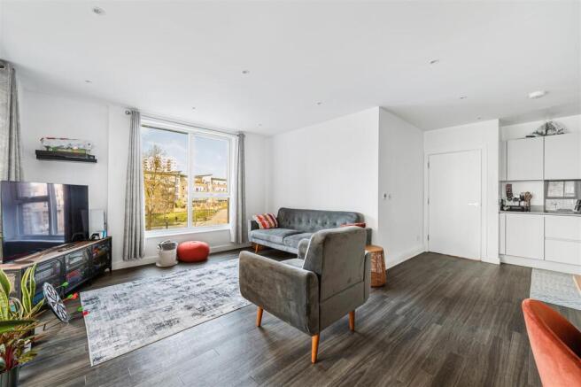 1 Munster Court, Bollo Bridge-5.jpg