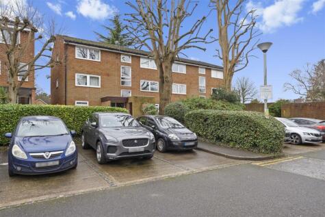 Tidenham Gardens, Croydon