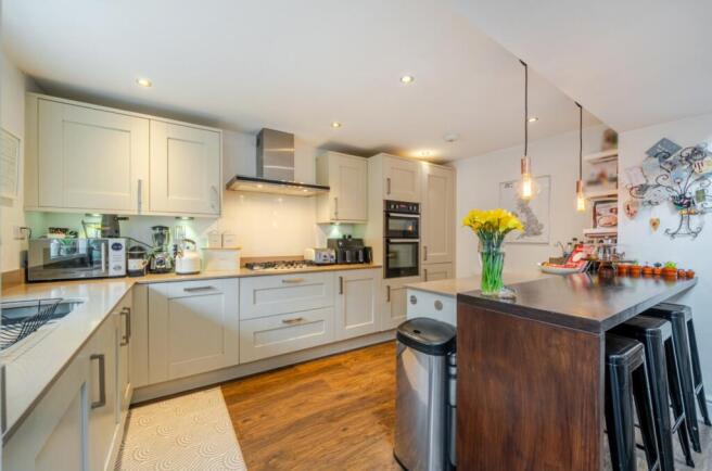 EweMove Harrogate Kitchen