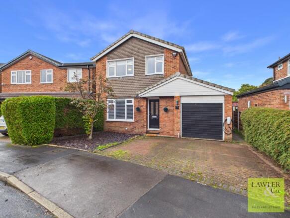 3-bed detached on Brendall Close, Stockport, Cheshire, SK2 5XR, £440,000