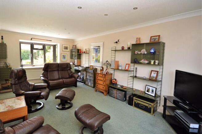 SITTING ROOM