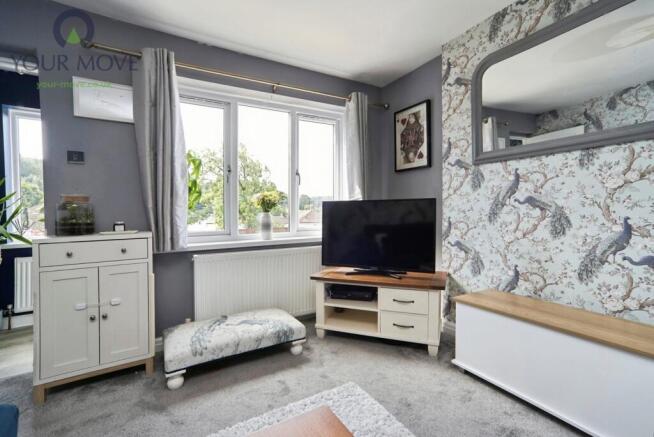 4 bed Semi-Detached for sale Image 5