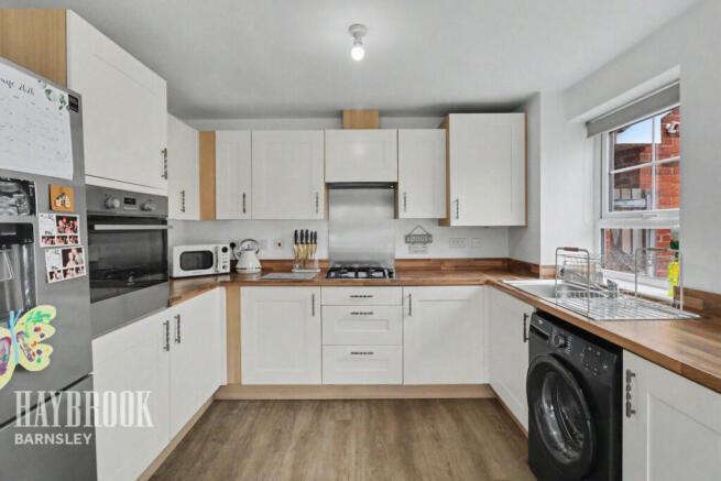 3 bed Detached for sale Image 6