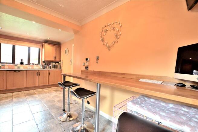 Kitchen/ Breakfast