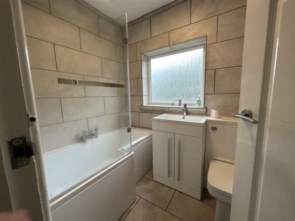 Bathroom.jpeg