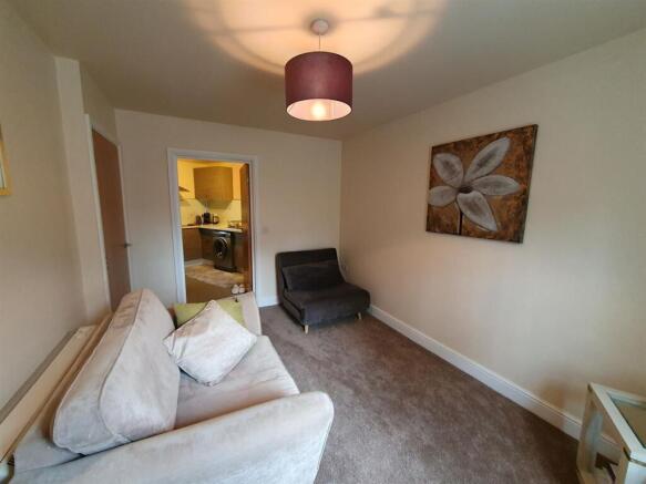Lounge to kitchen.jpg