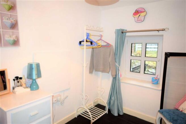 Bedroom 2 (Rear)