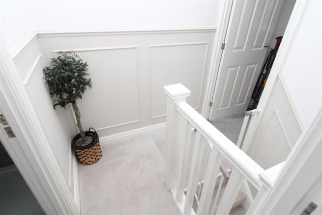 2 bed Semi-Detached for sale Image 9