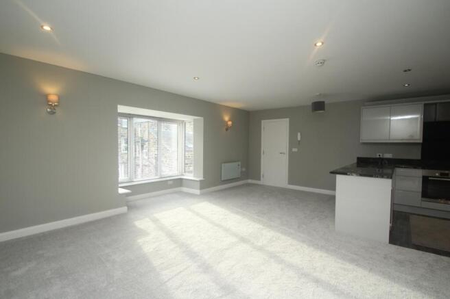 2 bed Flat to rent Image 5