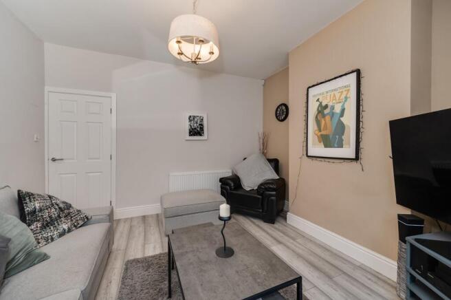 3 bed Terraced for sale Image 8