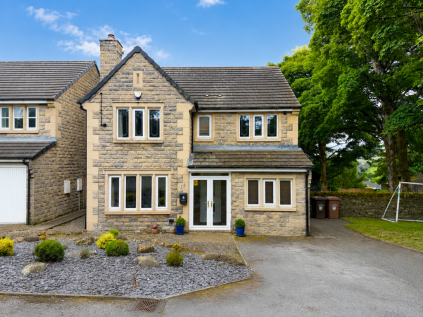 Farley Crescent, Oakworth, Keighley, BD22 7SH