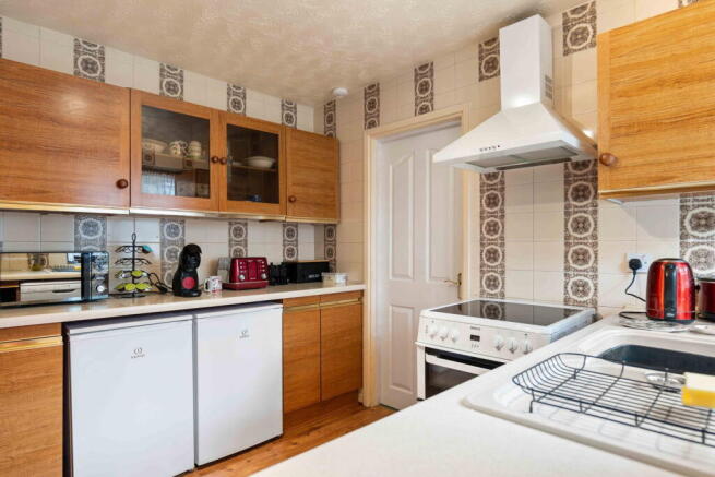 5 bed Detached for sale Image 10