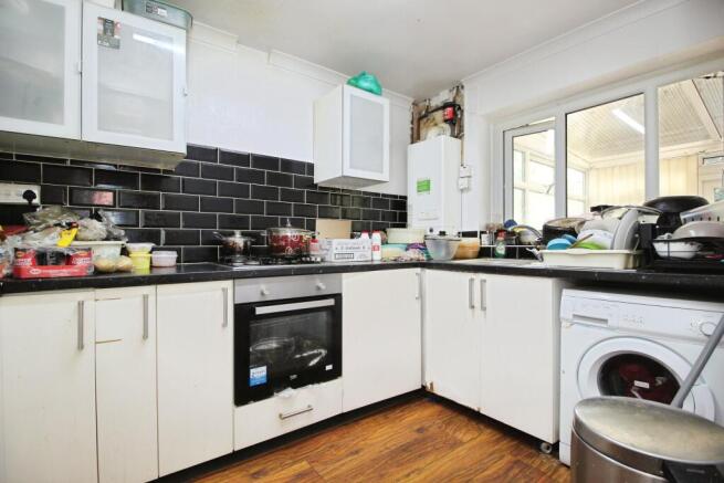 3 bed Semi-Detached for sale Image 5