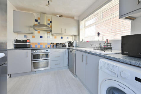 Mutchetts Close, Watford, Garston, WD25