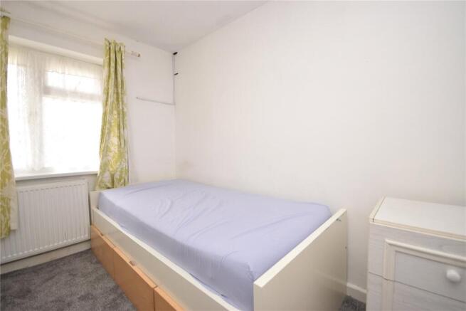3 bed Terraced to rent Image 8