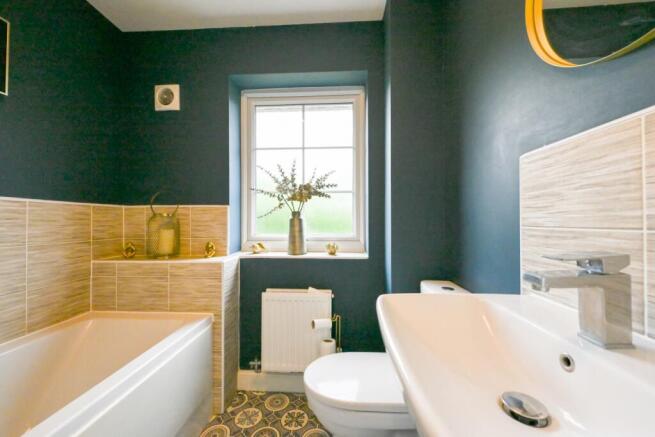 3 bed Detached for sale Image 7