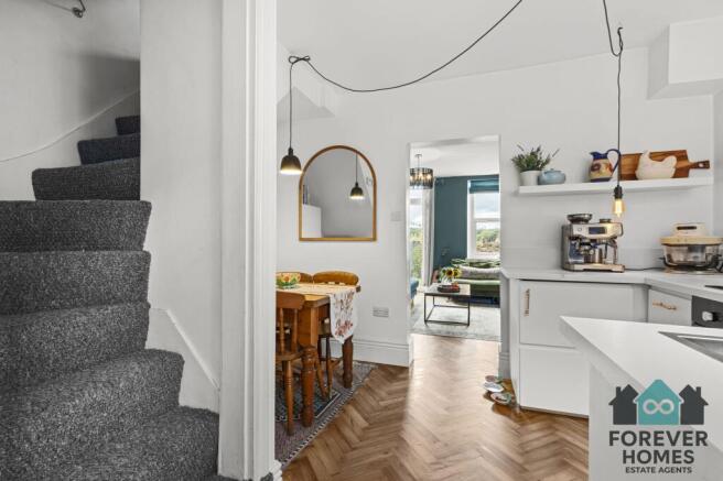 2 bed Terraced for sale Image 7