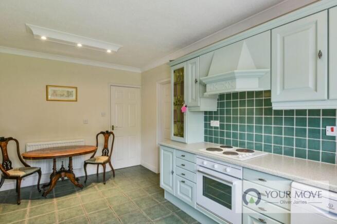 Kitchen / Breakfast Room